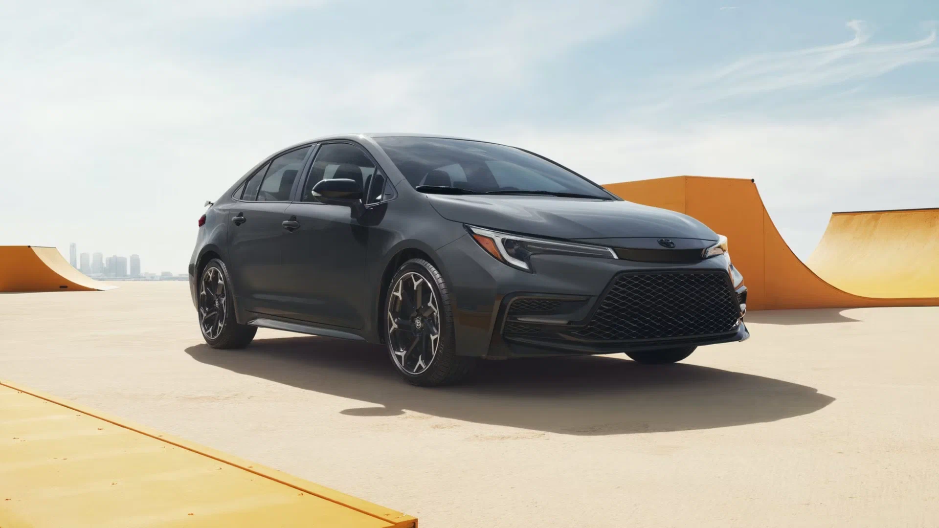 Toyota Corolla Hybrid පිටුපස සැඟවුණු වසර 150 ක රහස